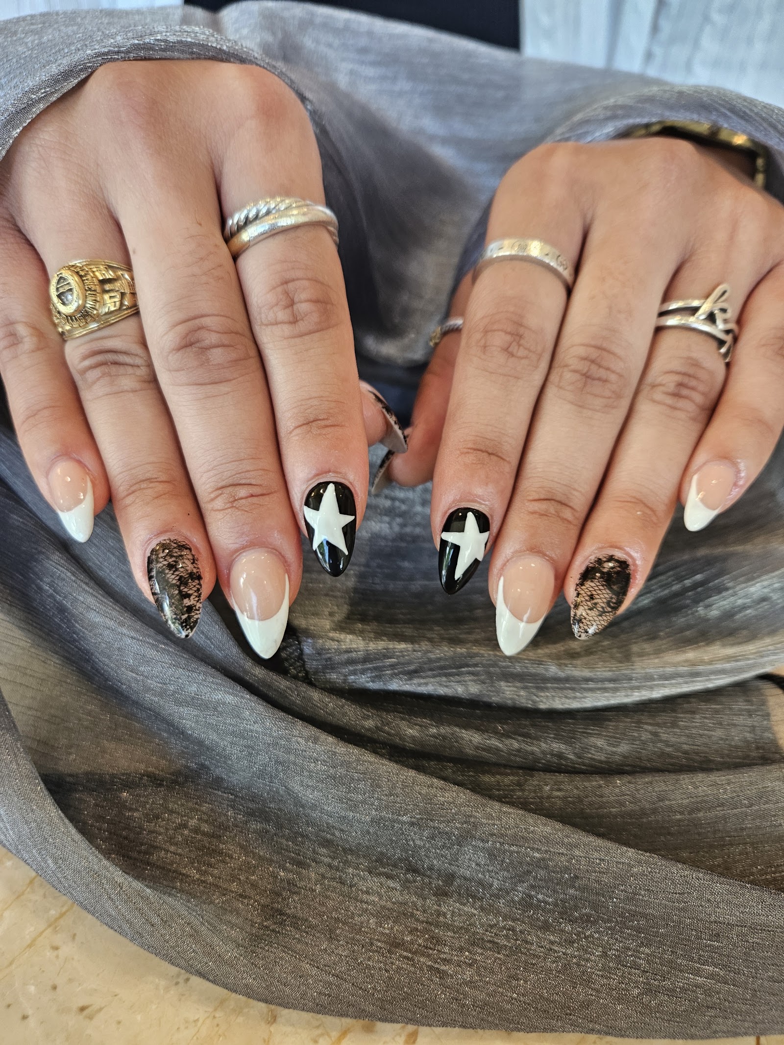 Venetian Nail Spa - Sugar Land, TX logo